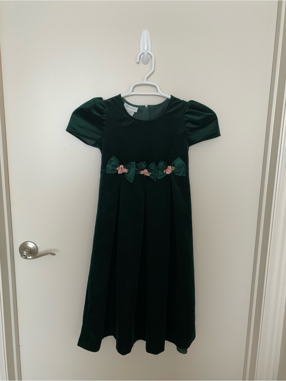 Bonnie Jean Dark Green Velvet Dress with Pink Flower Bows